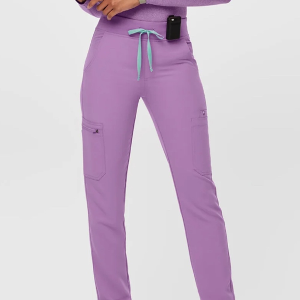 NWT FIGS High Waisted YOLO pants with Yoga Waistband